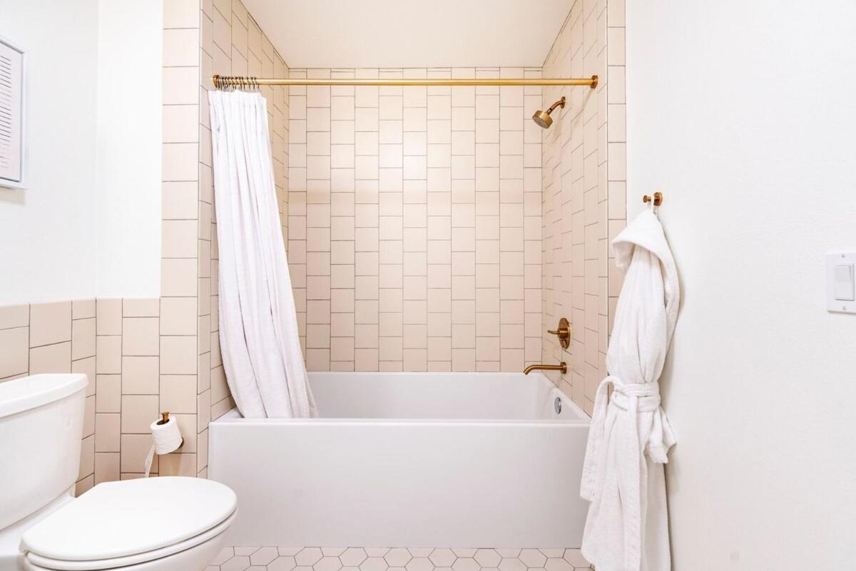 2Br Hollywood Luxurious Condo Los Angeles Dış mekan fotoğraf